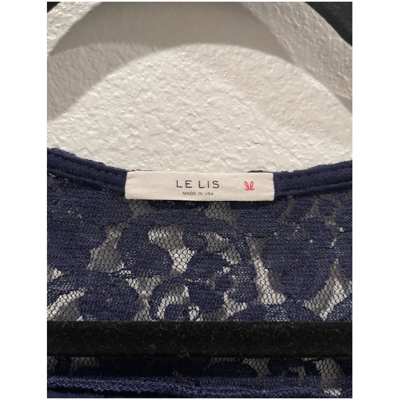 LE LIS Navy Blue Lace Short Sleeve Blouse - Picture 2 of 3